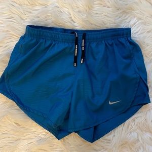 nike women’s running shorts size XS